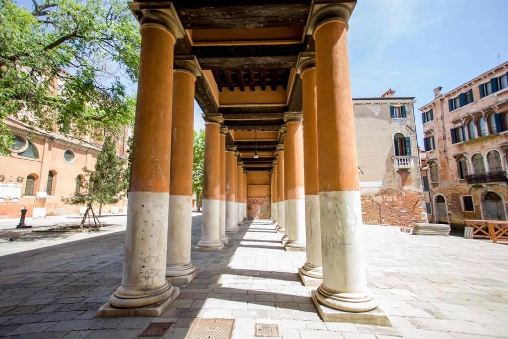 Le Sorelle Venedig Exterior foto